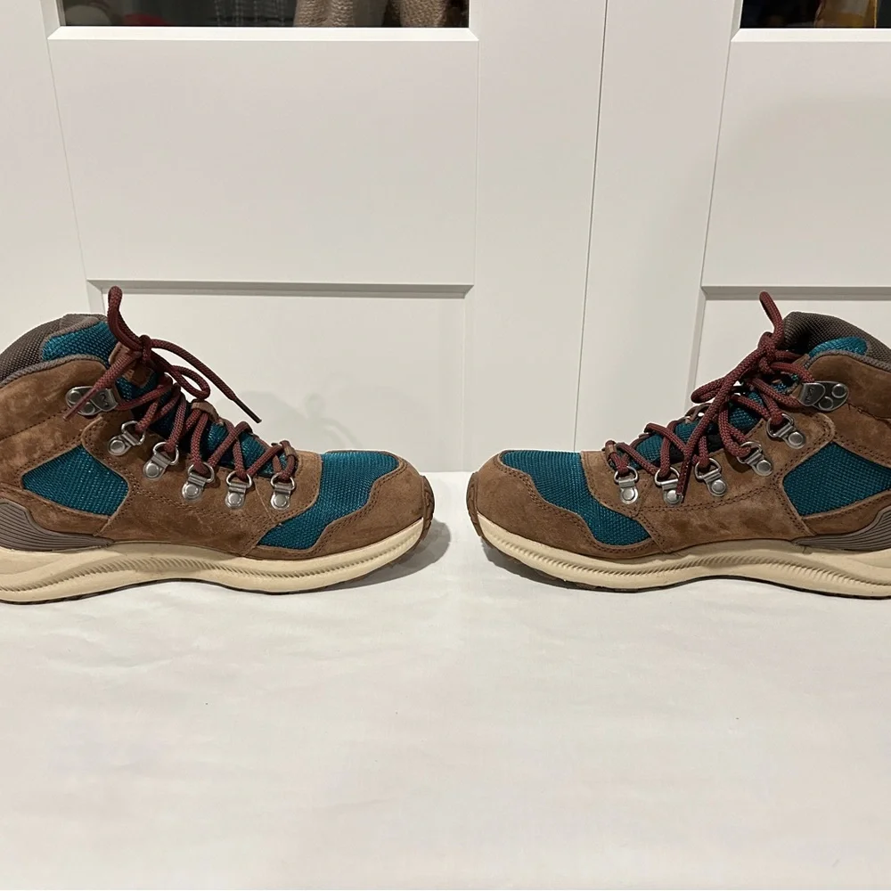Merrell Women’s Brown and Teal Hiking Shoes - Picture 4 of 7